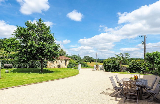 Holiday Home in Saint-laurent-de-la-salle With Pool - Foto 102