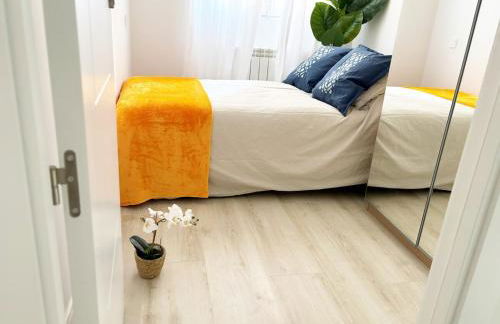 Rastro, Plaza Mayor and Madrid Río - Photo 24