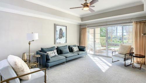 MINUTES FROM DISNEY 3bed 3bath Poolside at LUXURIOUS RESORT - Foto 3