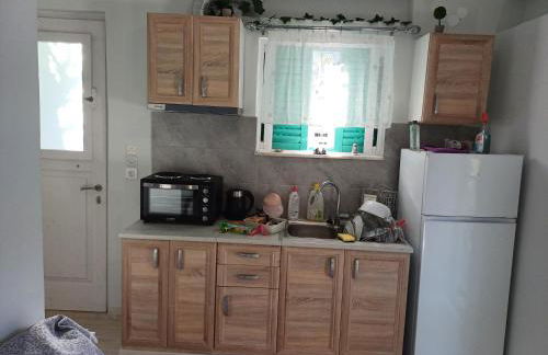 Κυράννα - Photo 3