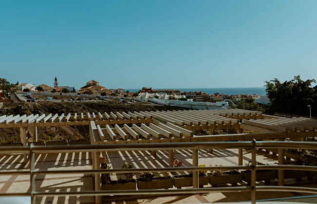 Seaview Splendor 2 Bedroom Modern Comfort - Photo 21