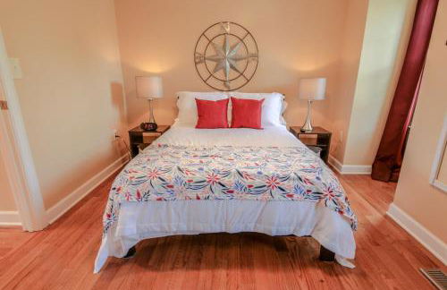 NEW! 3-story Townhome - Private, Self checkin, Quiet. - Foto 12