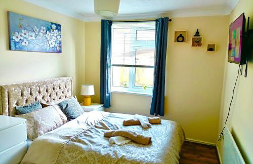 Heart of Telford Stylish 2-Bedroom - Photo 6