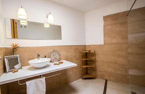 Catalunya Casas Modern Magnificence , only a few km to the beach! - Foto 26