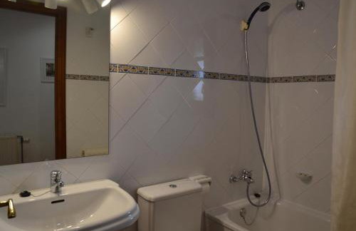 Casa con Piscina Privada y Jardín Cerca de la Playa en L'Estartit - ES-323-6 - Foto 23