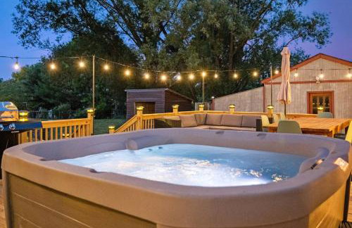 10min to NRG | Hot tub | Sauna | Firepit | 4br 3ba - Foto 12