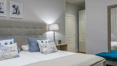 Amplio y Confortable en el Casco Viejo con Parking Privado - Foto 2