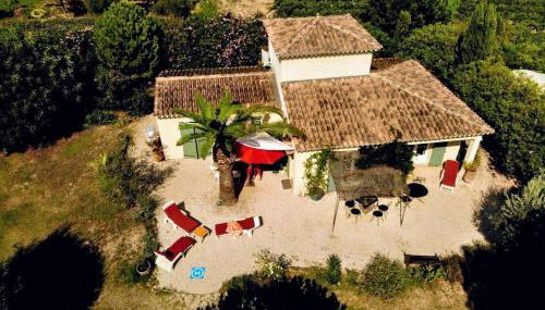 Gite de l'Amandari - classé 3 etoiles Prefecture - piscine chauffée privative, terrasses et jardin, 5 minutes à pied du village - Foto 3