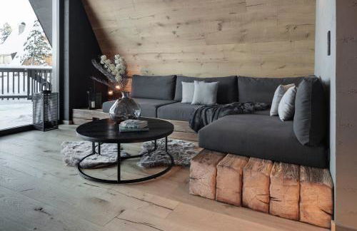 LUXE VISTA Mountain Chalet Cermis - mitten auf der Alm und Skipiste - Foto 23