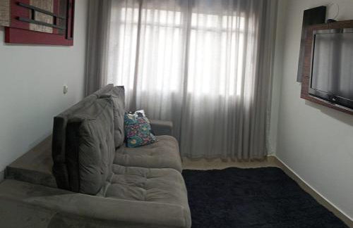 Apartamento amplo e acolhedor, garagem incluída. - Foto 1