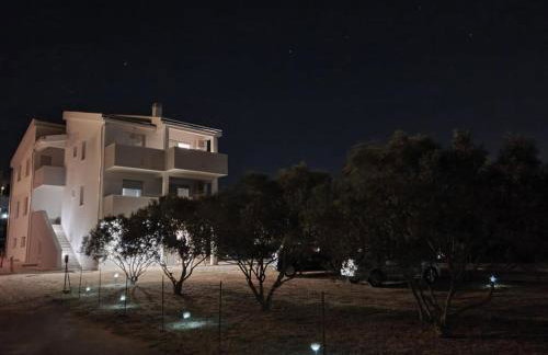 Four Stars Apartments - Foto 26