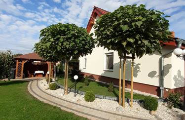 Noclegi Dobrzeń Wielki - Foto 1