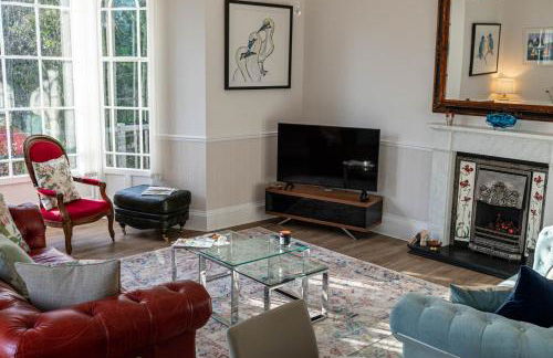 2 Claremont - Photo 15