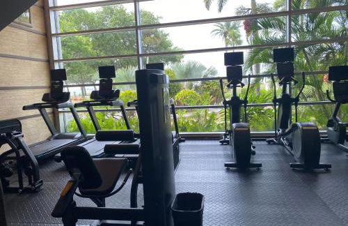 Perfect getaway with pool, hot tub and world class views - Foto 19