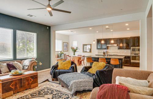 Rio Bravo Country Club Home in Bakersfield with Pool - Photo 3