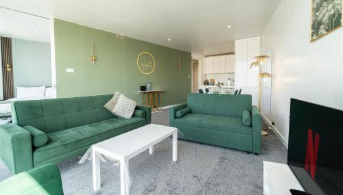 THE OLIVE SUITE At The Rotunda - Photo 2