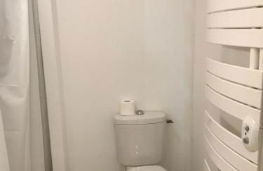 Grand Studio Manon en coeur de ville pour 2 p - Foto 9