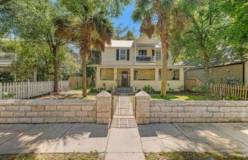 Secret Garden Hideaway l Walk to DNTN l Sleeps 8 - Foto 66