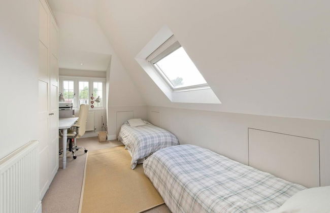 Spacious 7 Bedroom Family Home Barnes - Foto 30