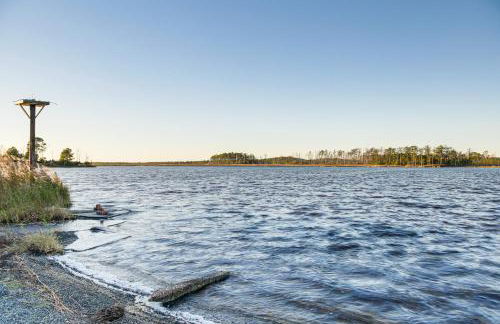 Eastern Shore Group Getaway! Riverfront Home - Foto 3