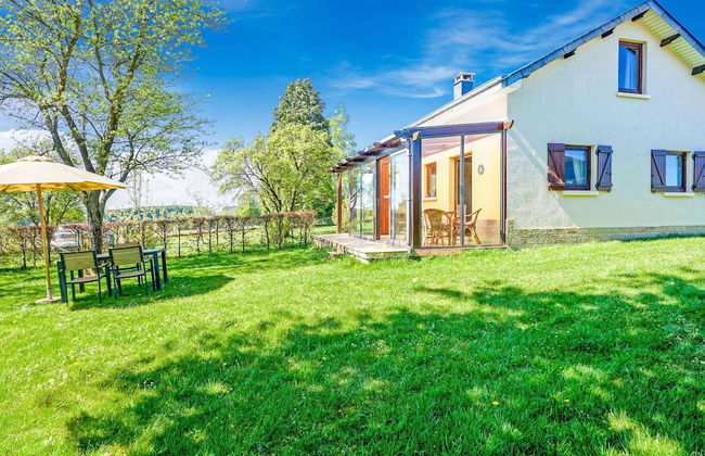 Holiday Home in Porcheresse Daverdisse - Photo 1