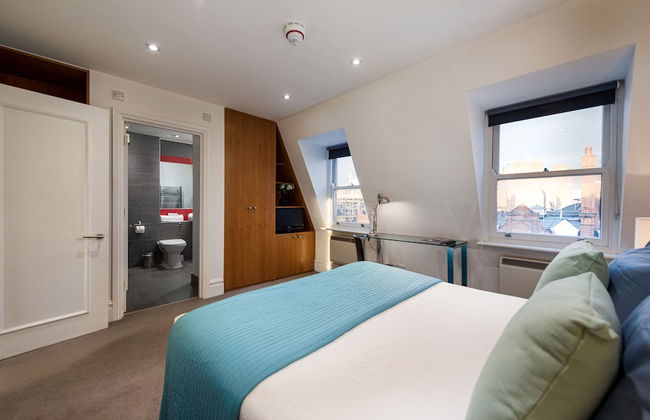 The Apartments Chelsea - Photo 32