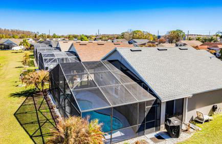 South Facing Private Pool with Lake View & Spa - Quiet Vacation Area - Family Friendly - Foto 44