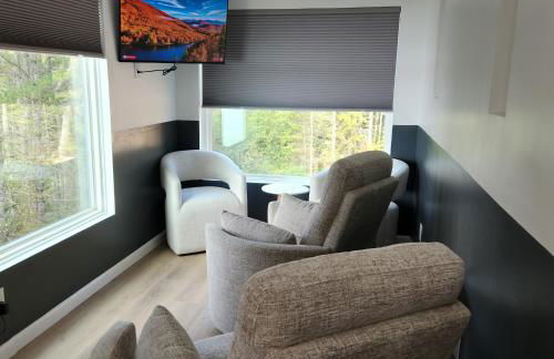 Unique 3-bed Lakefront Container Home - Foto 44