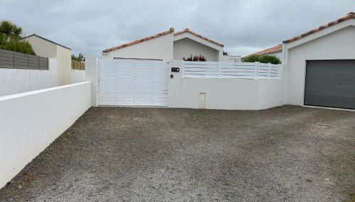 La petite maison zone coulée verte menant a l'océan - Photo 3