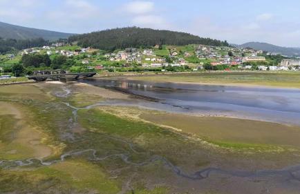 Piso luminoso y acogedor en primera línea de playa Covas Viveiro - Foto 12