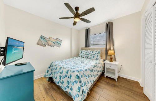 Seaside Beach & Racquet Condos - Photo 10