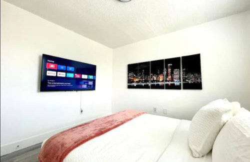 Miami International Airport 2 - Photo 42