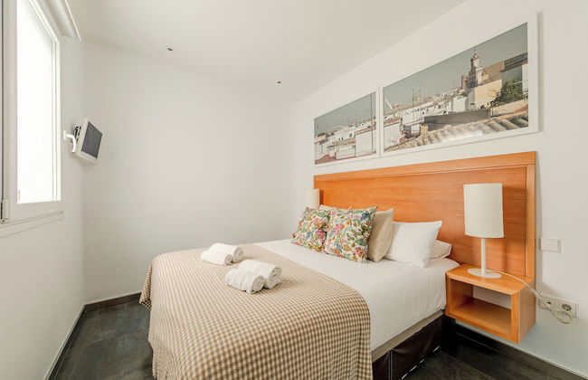 Stay U-nique Apartments Eslava - Photo 8