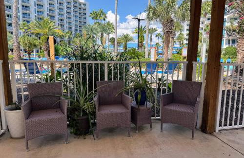 Poolside Ground Floor Villa-Near Heat Pool/Hot tub - Foto 4