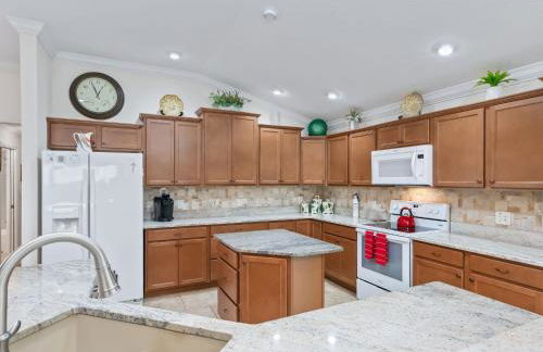 1068 Z4B VILLAGE OF PINE RIDGE by REMAX Premier - Foto 40