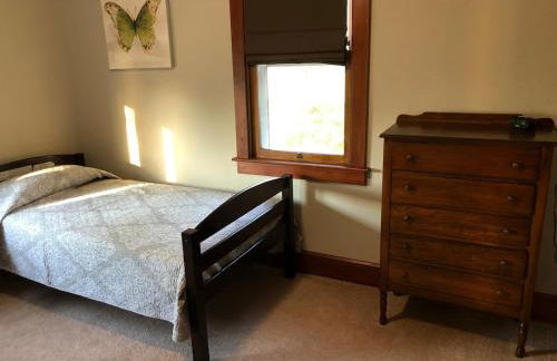 Comfortable Craftsman Getaway - Foto 18