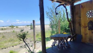 Casa Sossego, com vista para as dunas e montanhas da serra do mar com ar condicionado ,banho excelente a gás,ótimo acabamento construtivo próximo a praia - Foto 4