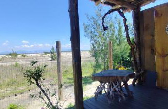 Casa Sossego, com vista para as dunas e montanhas da serra do mar com ar condicionado ,banho excelente a gás,ótimo acabamento construtivo próximo a praia - Foto 4