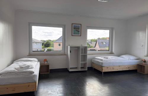 T&K Apartments - Wegberg - 4-7 room Apartments - private parking - WIFI - Fully equipped kitchen - Foto 9