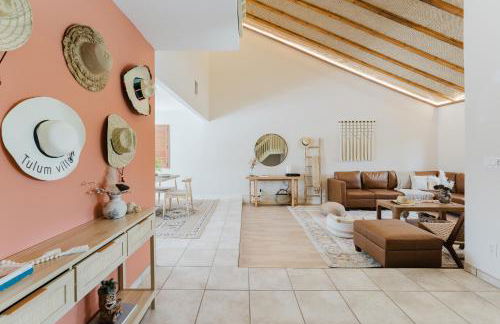 Waterfront Villa with Beach, Game Room, Cinema and Spa - Foto 7