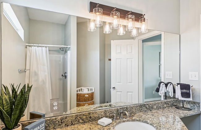 SPC 9232 is a Beautiful recently upgraded 2 BR with Free Beach Service by RedAwning - Foto 18