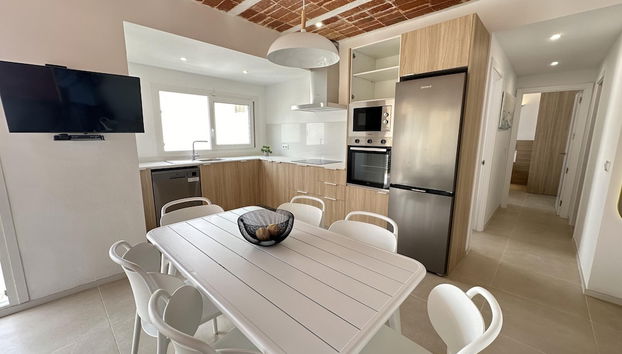 Arago 273 in Roses With 2 Bedrooms and 2 Bathrooms - Foto 4, Habitación