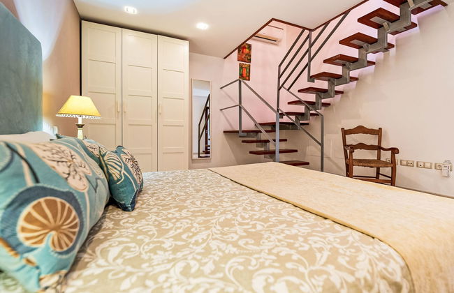 Villa With Pool and Beautiful Architecture - Foto 51