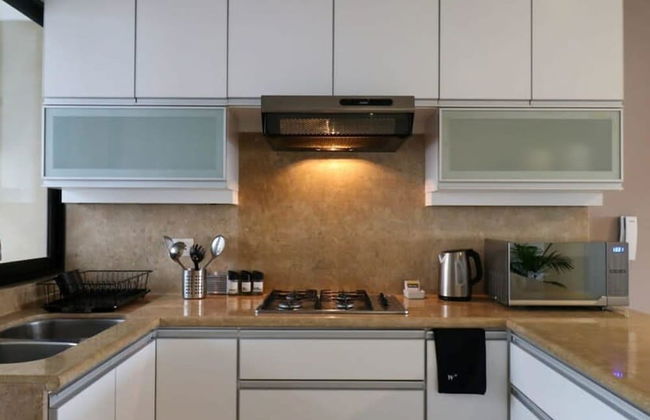 w Picturesque 2BR With Balcony in Miraflores - Photo 6