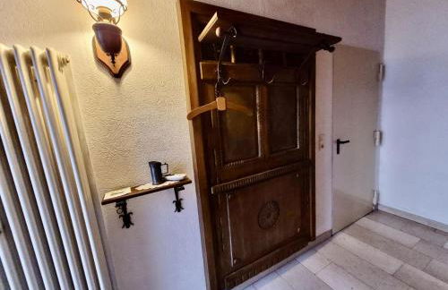 BAT Home Solutions Trier-Euren - alles was ein Hotel nicht bietet - 10 Min zur Altstadt - 98 qm Scheune für 9 Personen mit Sternenhimmel, Wintergarten, Grill und Kino - barrierefrei dank Lift & Auffahrt - Foto 20