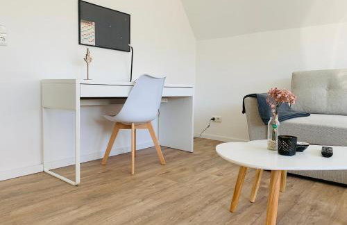 FEDDERSEN LIVING Kernsanierte Ferienwohnungen - Gemütlich - Netflix - Voll ausgestattet - zentral - Foto 28