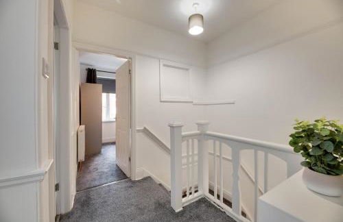 Brandon Grove Stay Sleeps 6 by Week2Week - Photo 6