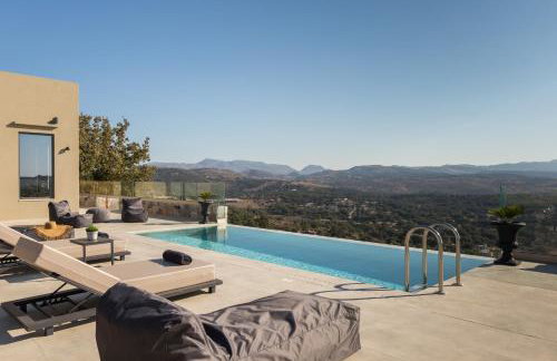 Eforasis Villas, with Heated Spa Whirlpool, by ThinkVilla - Foto 58