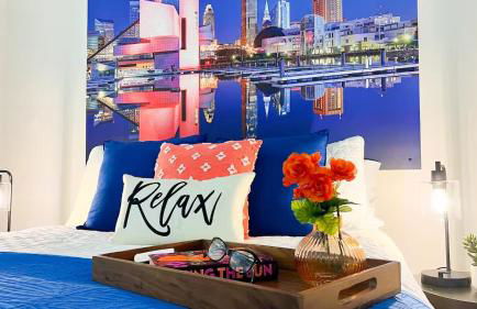 Downtown Cleveland: Steps To Sports & Events 2 Bedroom Condo by RedAwning - Foto 6