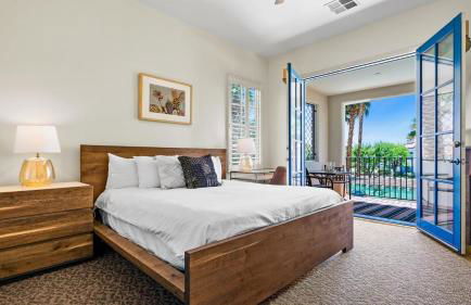 LV014 Legacy Villas Studio Overlooking the Pool - Photo 5